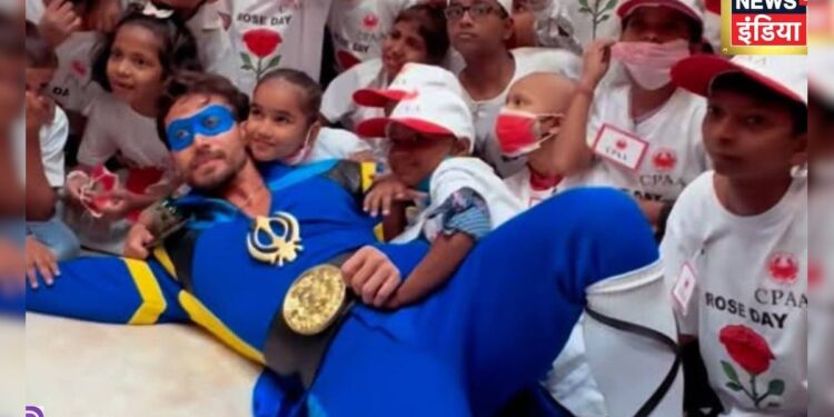 ‘फ्लाइंग जट्ट’ का कॉस्ट्यूम पहन असली सुपरहीरोज से मिले टाइगर श्रॉफ, दिल जीत रहा VIDEO