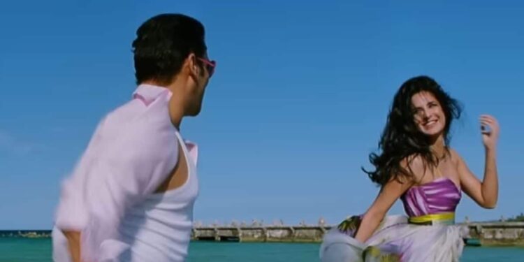 साल 2012 की सबसे ज्यादा कमाई करने वाली फिल्म, 19 अवॉर्ड जीतकर बजाया डंका, ऋतिक रोशन ने कर दी थी रिजेक्ट