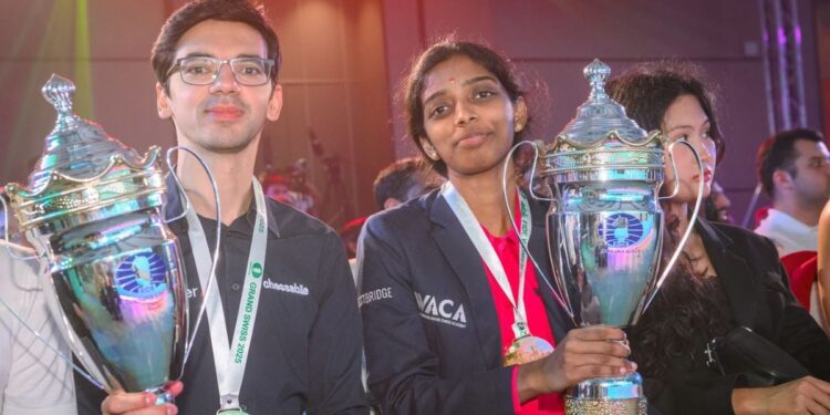 FIDE Grand Swiss Vaishali wins:वैशाली ने फिडे ग्रैंड स्विस टूर्नामेंट जीता, कैंडिडेट्स के लिए क्वालीफाई किया