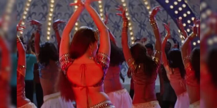 वो मनमोहिनी, जिसने ‘पति’ और ‘ससुर’ के साथ किया आइटम नंबर, आज भी सुपरहिट है गाना