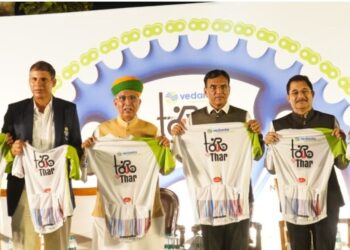 Tour De Thar Kya Hai । Tour De Thar Kab Hai । Tour De Thar 2025 । रेगिस्तानी हवाओं को मात देने को तैयार साइकिल सवार, टूर-दे-थार 2025 बनेगी साहस और संकल्प की मिसाल