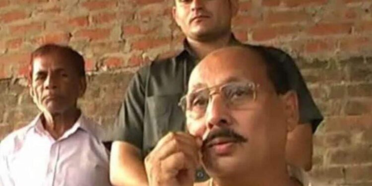 3800 का जुर्माना, एक साल की सजा, कोर्ट से रमाकांत यादव को बड़ा झटका, जानें पूरा मामला