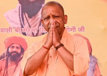 TET अनिवार्यता पर ढाई लाख शिक्षकों के पक्ष में सीएम योगी ने लिया बड़ा स्टैंड, रिवीजन याचिका दाखिल करने के दिए निर्देश