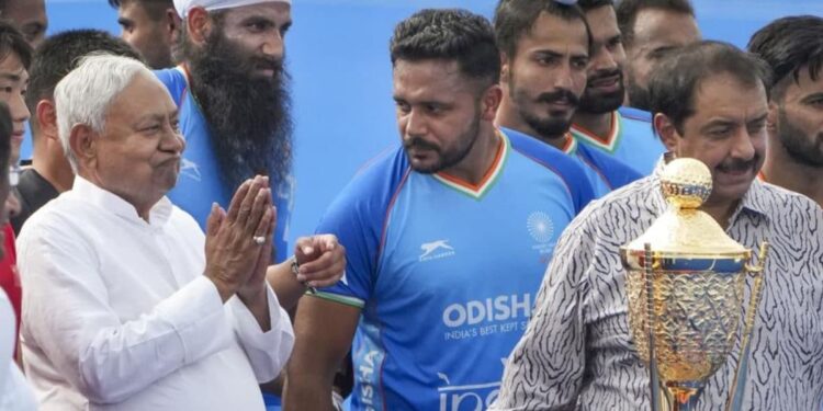 Nitish Kumar announces 10 lakh Rs award for Hockey team: बिहार के CM नीतीश कुमार ने की हॉकी टीम के लिए नकद पुरस्कार की घोषणा