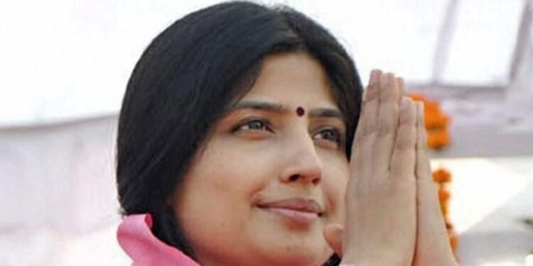 बाल-बाल बचीं डिंपल यादव…. इंडिगो की फ्लाइट हादसे से बची, पायलट की सूझबूझ से टली बड़ी दुर्घटना