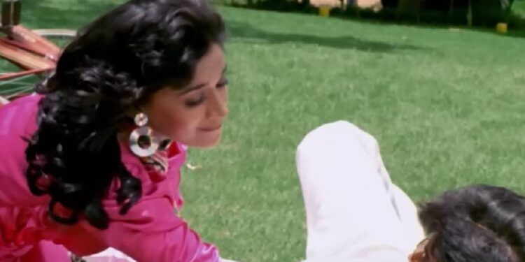 2 सुपरस्टार ने रिजेक्ट की फिल्म, माधुरी दीक्षित के हीरो को मिला चांस, फ्लॉप देकर भी एक्टर ने मचा दिया था कोहराम