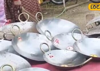 Farrukhabad News: देखने वाला दंग रह जाए! टीन की चादर पर हथौड़ी से बनते है ये खूबसूरत घरेलू सामान, जानिए कीमत