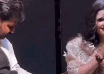 पवन सिंह और अंजलि राघव विवाद पर अनिरुद्धाचार्य का जवाब वायरल.