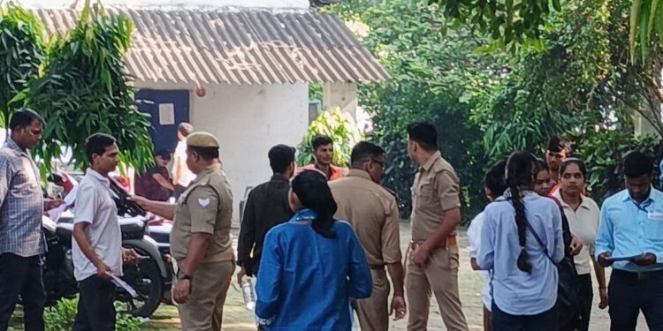 PET 2025: 5.90 लाख अभ्यर्थियों ने छोड़ी परीक्षा, AI ने पकड़े 31 सॉल्वर्स, यूपी में दो दिन चली पीईटी परीक्षा