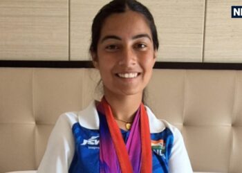 Sheetal Devi creats history:18 साल की शीतल देवी के नाम बड़ा कीर्तिमान… यह उपलब्धि हासिल करने वाली भारत की पहली पैरा आर्चर बनीं