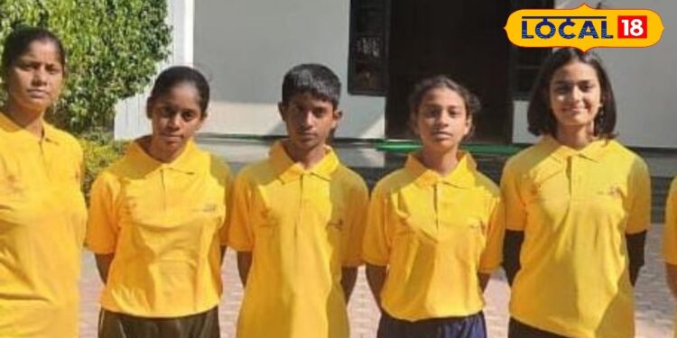 धनबाद के 6 योगासन खिलाड़ियों का राष्ट्रीय प्रतियोगिता के लिए चयन, प्रतियोगता के लिए होगी नासिक रवाना