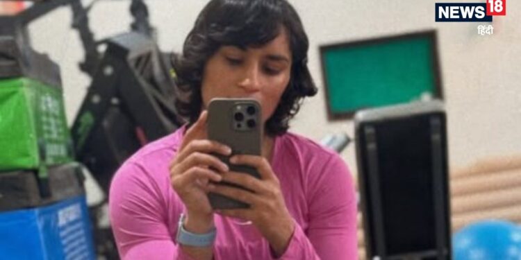 WFI reacts on Vinesh Phogat wrestling return: विनेश फोगाट ने इधर संन्यास से वापसी का किया ऐलान, उधर भारतीय कुश्ती महासंघ का आ गया रिएक्शन