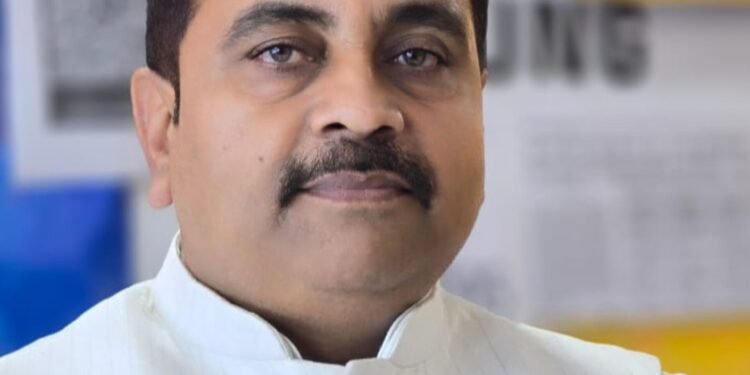 सोनभद्र. क्रेशर कारोबारी की हत्या पर भाजपा पूर्व जिलाध्यक्ष ने दी तीखी प्रतिक्रिया