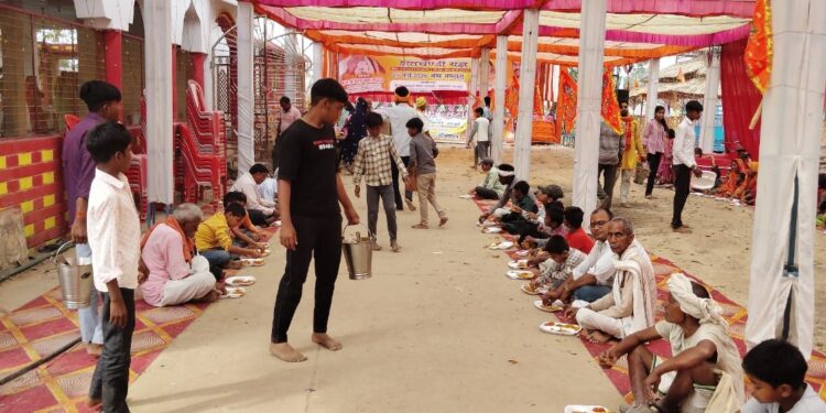 सलखन. मां चुड़ीहर मंदिर में विशाल भण्डारा का आयोजन