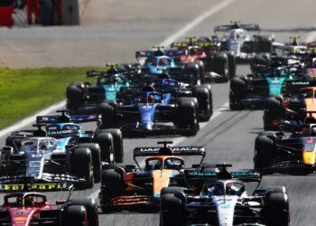 दुनिया के सबसे महंगे खेल फॉर्मूला वन रेस की 13 साल बाद भारत में होगी वापसी, खेल मंत्री मनसुख मांडविया ने किया एलान