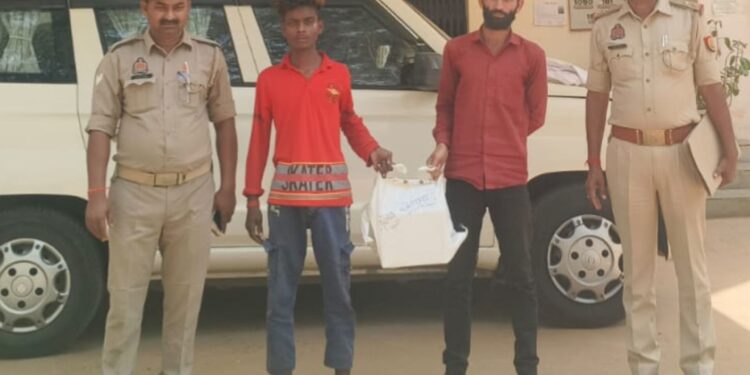 सोनभद्र. ऑटो से बैटरी चोरी में दो गिरफ्तार, जेल भेजे गए