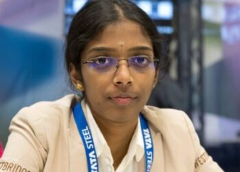 आर वैशाली ने रचा इतिहास… FIDE कैडिंडेट्स जीतने वाली पहली भारतीय महिला बनीं