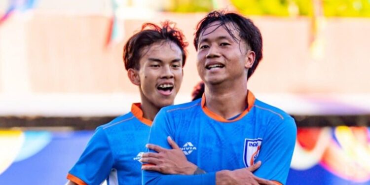 पांचवीं बार खिताब जीतने उतरेगा भारत, बांग्लादेश से फाइनल में टक्कर, किसका पलड़ा भारी