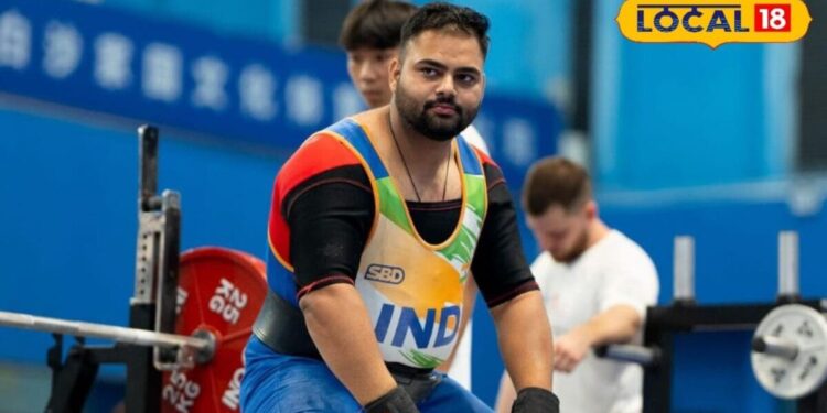 Jitendra Sharma Asian Powerlifting Silver Medal | 7 दिन तरबूज-भुट्टे खाकर अलवर के जितेंद्र ने जीता सिल्वर मेडल