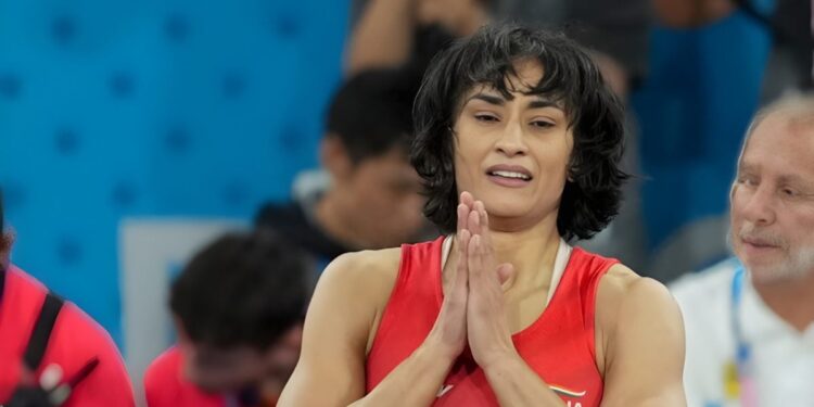विनेश फोगाट की मुश्किलें बढ़ीं… वाडा नियम और WFI की चयन नीति वापसी में बन सकती है बाधा, ओपन रैंकिंग टूर्नामेंट में खेलने पर संशय