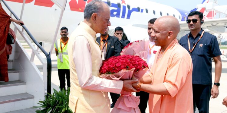 सोनभद्र में लचर स्वास्थ्य व्यवस्थाओं को लेकर कांग्रेस का प्रदर्शन, लखीमपुर खीरी बॉर्डर पर 3 नेपाली कैदी गिरफ्तार