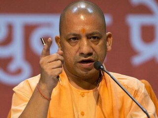 Lucknow News: सीएम योगी आदित्यनाथ का बड़ा एक्शन, भ्रष्टाचार के आरोप में SDM सस्पेंड, दो राज्य कर अधिकारियों पर भी गिरी गाज
