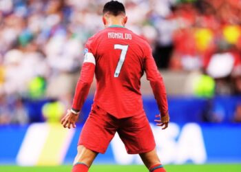 Cristiano Ronaldo VS Lionel Messi: 24 घंटे भी नहीं टिका लियोनेल मेसी का वर्ल्ड रिकॉर्ड, क्रिस्टियानो रोनाल्डो ने कर दिया ध्वस्त, बने बादशाह