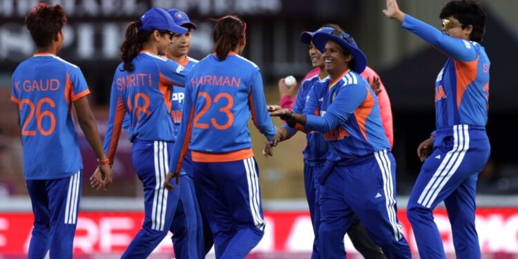 Deepti Sharma Creates History: दीप्ति शर्मा ने रचा इतिहास, ऐसा करने वाली दुनिया की पहली स्पिनर…