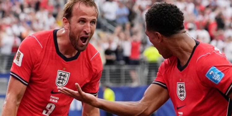 Harry Kane Record: इंग्लैंड के हैरी केन ने वर्ल्ड कप में रचा इतिहास, क्रिस्टियानो रोनाल्डो को पीछे छोड़ बनाया रिकॉर्ड