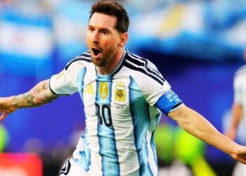 Lionel Messi Record: लियोनेल मेसी ने फीफा वर्ल्ड कप के पहले मैच में ही रचा इतिहास, बने दुनिया के तीसरे ऐसे फुटबॉलर…