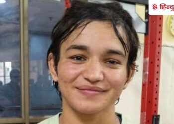 Who is Meenakshi Goyat From Bedridden After Serious Injury to Vinesh Phogat Conqueror in Asian Games selection trials मां को कैंसर, चोट से उबर कर जोरदार वापसी; कौन हैं विनेश फोगाट को पटखनी देने वाली रेसलर मीनाक्षी गोयत, Sports Hindi News