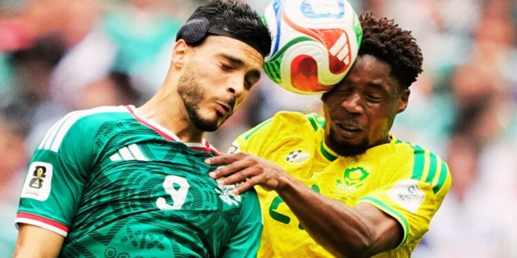 FIFA World Cup 2026: फीफा वर्ल्ड के पहले ही मैच में हो गया बवाल! जबरदस्त रोमांच, हंगामे और विवाद के बीच जीता मैक्सिको, दक्षिण अफ्रीका को धो डाला
