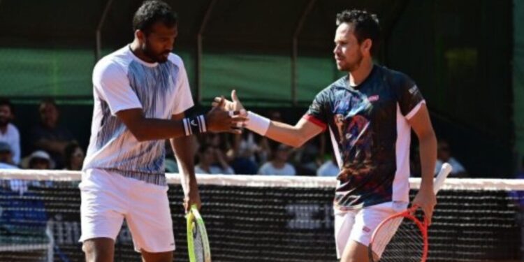 French Open: श्रीराम बालाजी ने फ्रेंच ओपन में किया उलटफेर, ब्राजील के जोड़ीदार के साथ बनाई क्वार्टर फाइनल में जगह
