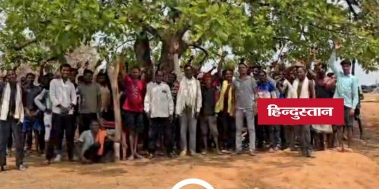 Singrauli News: अधियरियां गांव में 300 आदिवासी परिवार 4 दिनों से बिना बिजली, गर्मी में जनजीवन बेहाल, मध्य प्रदेश वीडियो