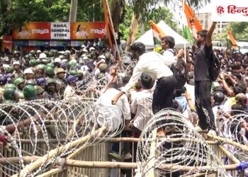 प्रोटेस्ट के बीच झारखंड सरकार का बड़ा ऐक्शन; JPSC के पूर्व चेयरमैन गिरफ्तार, Jharkhand Hindi News