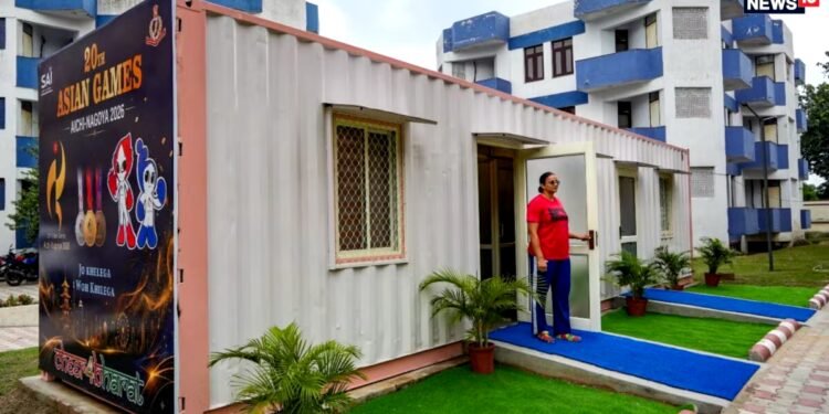 Asian Games: जापान में मेडल जीतने के लिए कंटेनर में रात गुजार रहे हैं भारतीय एथलीट? जानिए क्या है इसके पीछे का बड़ा कारण