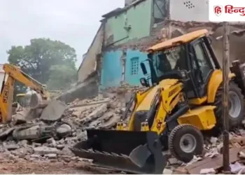 सहारनपुर के बाद यूपी के इस जिले में मस्जिद पर चलेगा बुलडोजर, खुद तोड़ने की नोटिस से हड़कंप, Uttar-pradesh Hindi News