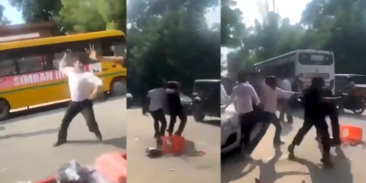 ग्रेटर नोएडा में GNIOT कॉलेज के बाहर छात्रों के बीच जमकर चले लात-घूंसे, मारपीट का Video Viral