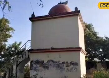 सुल्तानपुर का मठिया धाम मंदिर, जिसका दो हिस्सा जमीन में एक हिस्से पर होता है दर्शन, अनोखी बनावट और प्राचीनता के लिए है खास महत्व