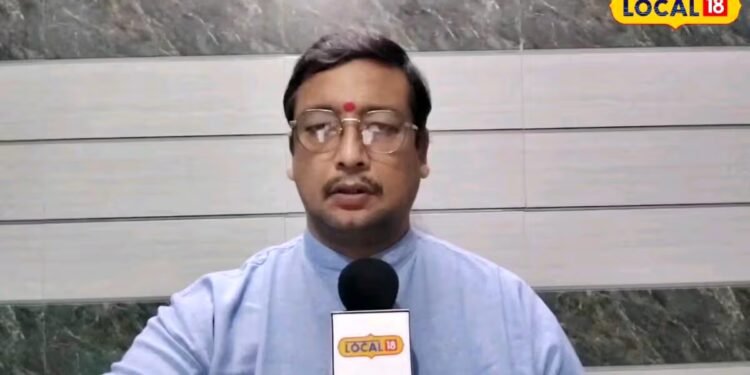 Aaj Ka Mesh Rashifal : प्रेमिका को चुभ सकती है ये बात…मेष राशि के लिए आज जल्दबाजी घातक