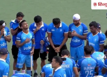 एशियाई खेलों में बदल गई भारतीय टीम की जर्सी, भगवा छोड़ नीले रंग में वापसी, Sports Hindi News
