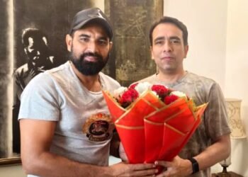 मोहम्मद शमी शुरू करेंगे राजनीतिक पारी? जयंत चौधरी से अमरोहा एक्सप्रेस ने की मुलाकात, सोशल मीडिया पर लगने लगे कयास