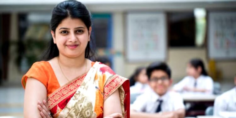 UP Teacher Bharti: ’10 हजार शिक्षकों की नौकरी चली जाएगी’, 69 हजार शिक्षक भर्ती मामले में SC में क्या हुआ?