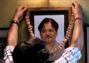 ‘ओम का हरि’ नाम सुनकर लगेगी भक्ति फिल्म, असल में ऐसी है कहानी, आलिया भट्ट ने फिल्म देख सुनाया पिता का किस्सा