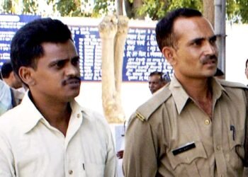 नोएडा में सुरेंद्र कोली, हर‍िद्वार में जाते बना सदाराम, चाय की टपरी खोलने का आख‍िर क्‍या था मकसद