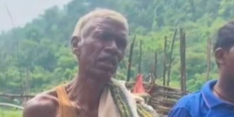 सिंगरौली: चितरंगी के बैगा आदिवासी गांव में बिजली और पेयजल का संकट, रिश्वत मांगने के आरोप, मध्य प्रदेश वीडियो न्यूज