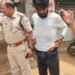 सिंगरौली के शासन गांव में अवैध शराब बिक्री के विरोध पर युवक से मारपीट, शराब दुकान के बाहर ग्रामीणों का प्रदर्शन, मध्य प्रदेश वीडियो न्यूज