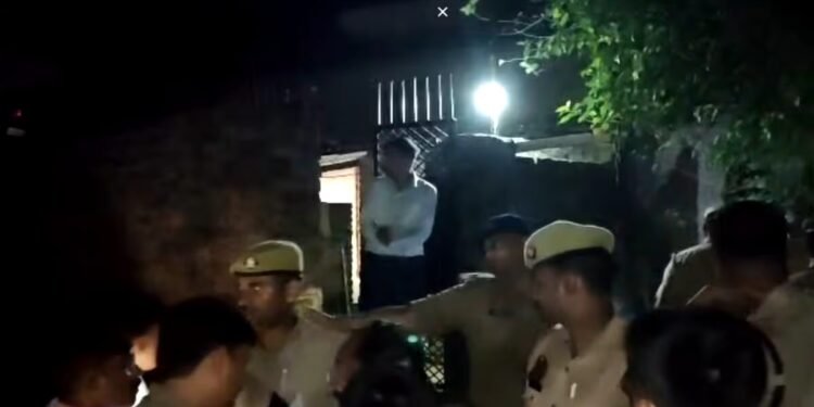 घर में बंदकर पत्नी और दो पंडित को मारा, 7 घंटे तक कोहराम…अरविंद के एनकाउंटर से खत्म हुई आजमगढ़ की भूतिया कहानी