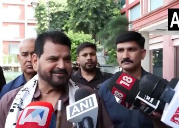 अखिलेश बिना सब सूना… सपा की ओर से राज्यसभा के तीसरे उम्मीदवार होंगे बृजभूषण शरण सिंह?