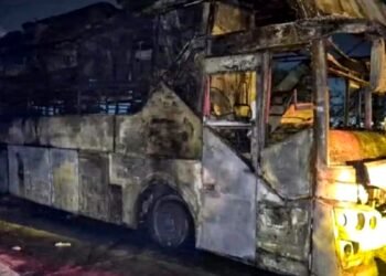 बस में किस वजह से लगी आग, किसकी थी गलती, क्यों नहीं निकल पाए लोग? ग्रेटर नोएडा बस हादसे की डिटेल स्टोरी
